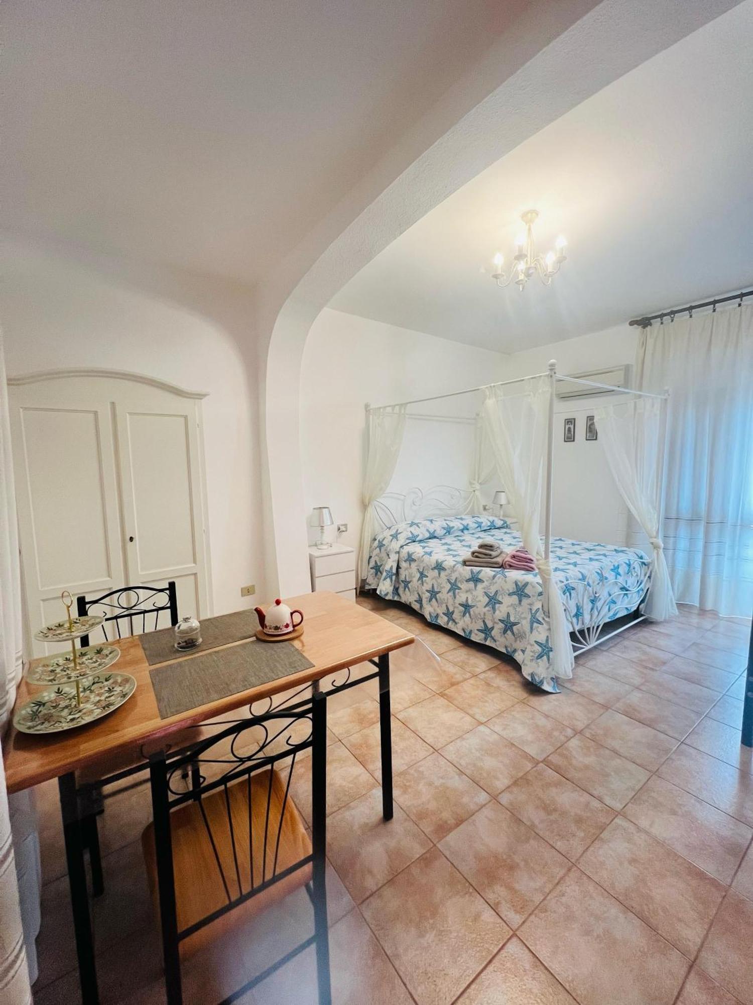 בארי סארדו Bed And Breakfast Le Petunie מראה חיצוני תמונה