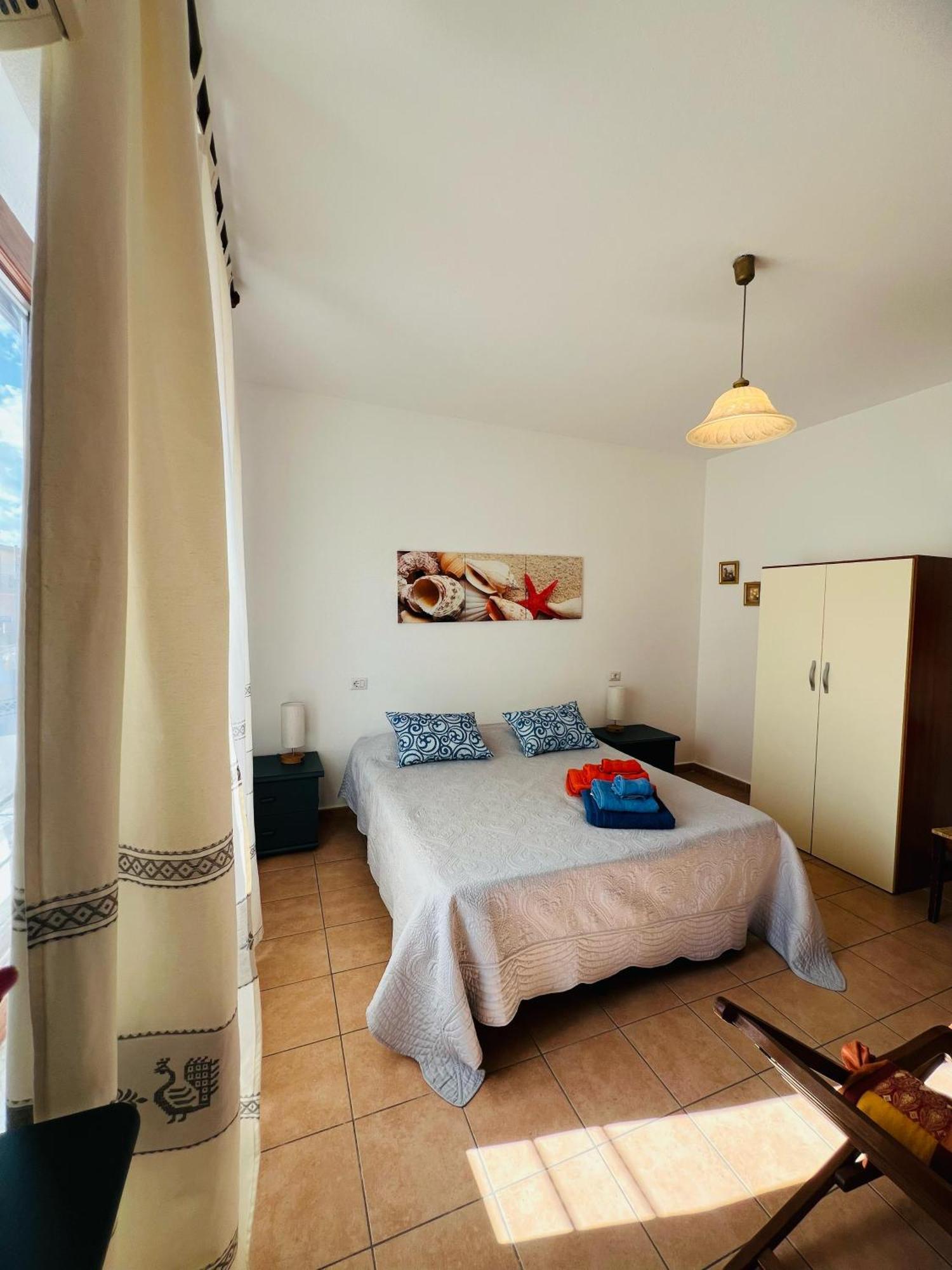 בארי סארדו Bed And Breakfast Le Petunie מראה חיצוני תמונה