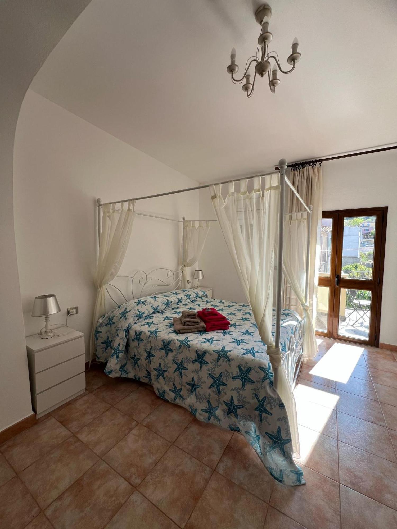 בארי סארדו Bed And Breakfast Le Petunie מראה חיצוני תמונה